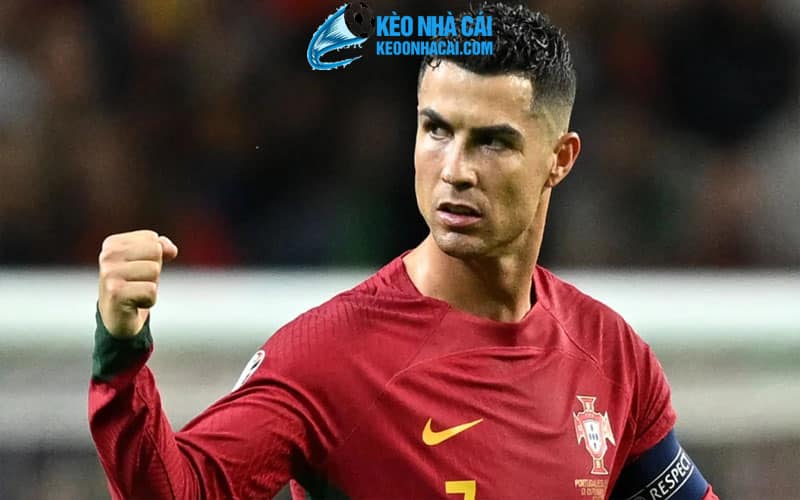 1 cau thu ghi nhieu ban thang nhat Euro ronaldo Cầu thủ ghi nhiều bàn thắng nhất Euro - Ronaldo