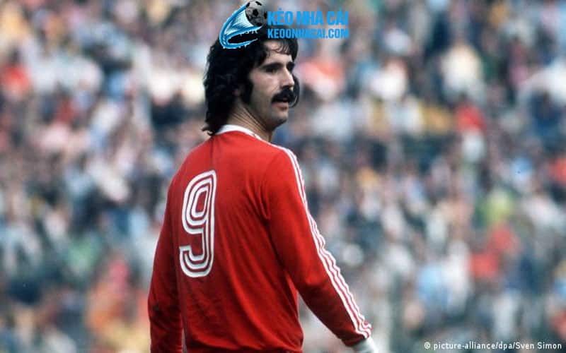 2 gerd muller Gerd Muller